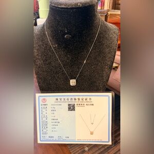 Natural Diamonds in 18k real white gold sitting with Certificate.Brand new